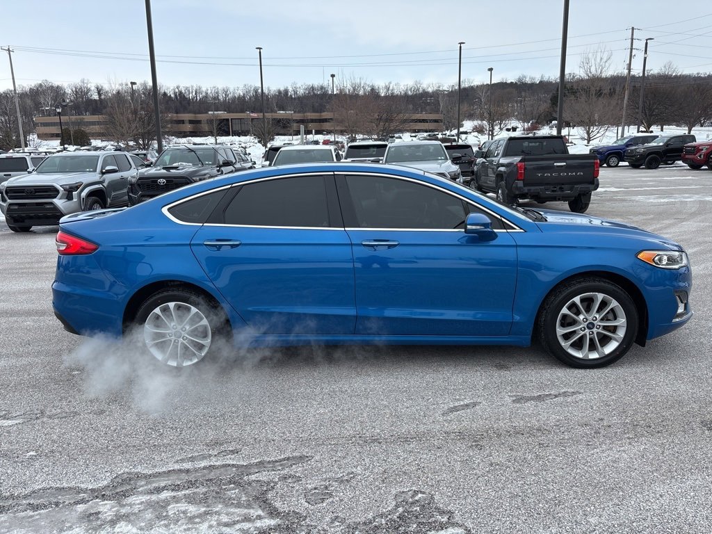 Used 2019 Ford Fusion Energi Titanium image 2