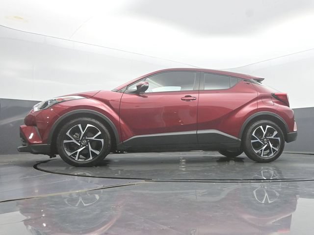 Used 2018 Toyota C-HR XLE FWD image 43