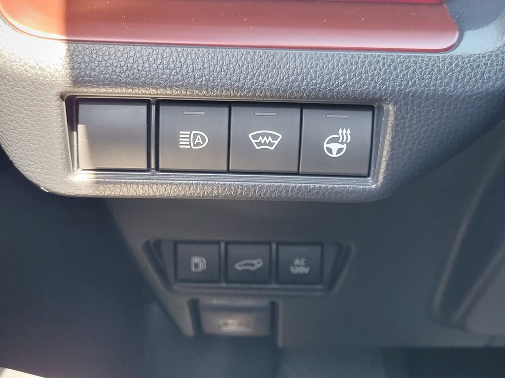 Used 2025 Toyota Prius Plug-In Hybrid w/ Limited Premium Package image 12