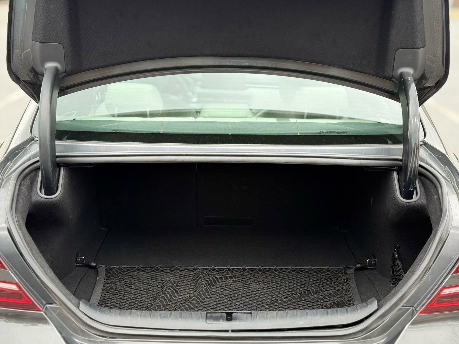 Used 2025 Genesis G70 2.5T image 47