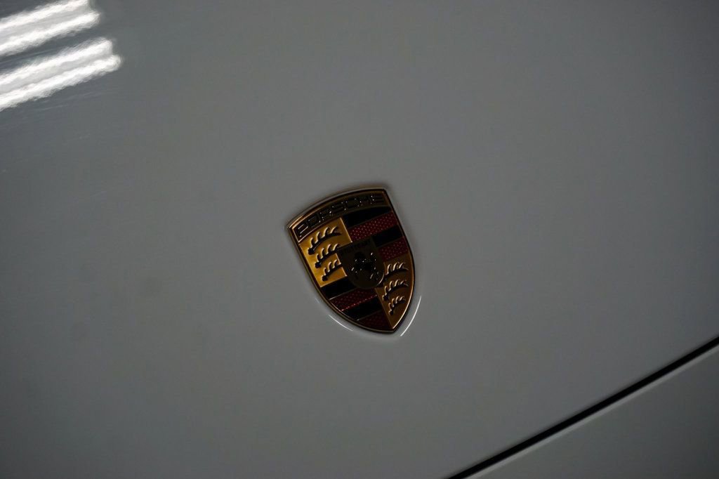 Used 2025 Porsche 911 Carrera T RWD image 73