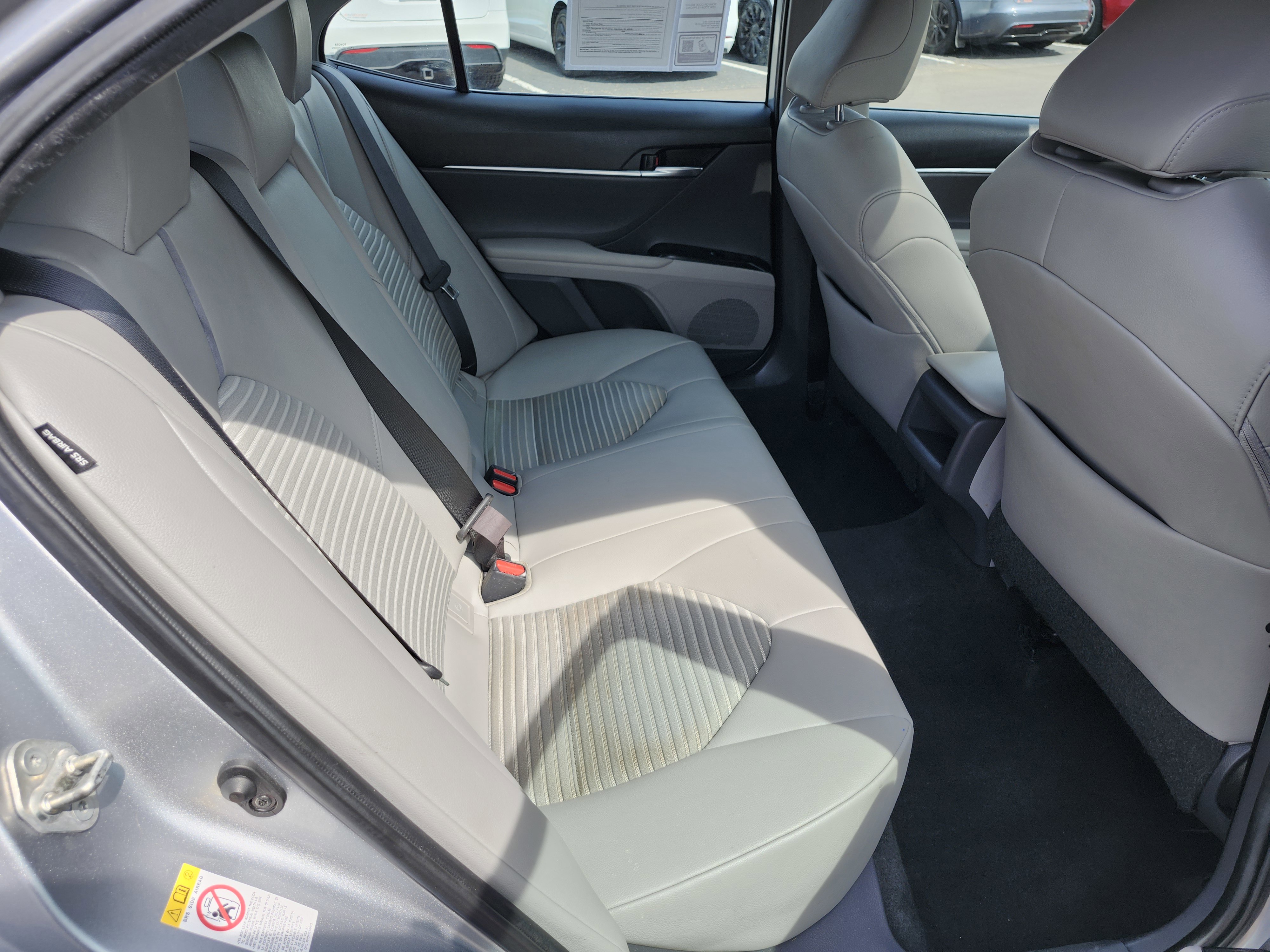 Used 2019 Toyota Camry SE image 16