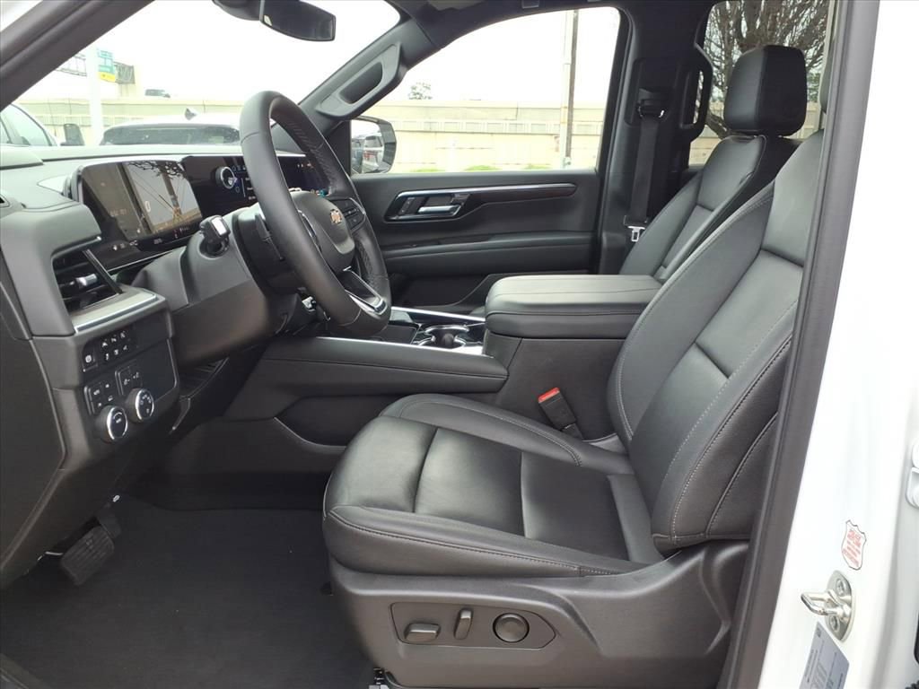 Used 2025 Chevrolet Tahoe LT image 19