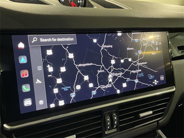 Certified 2022 Porsche Cayenne Platinum Edition image 29