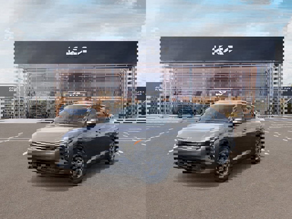 New 2025 Kia K4 LXS