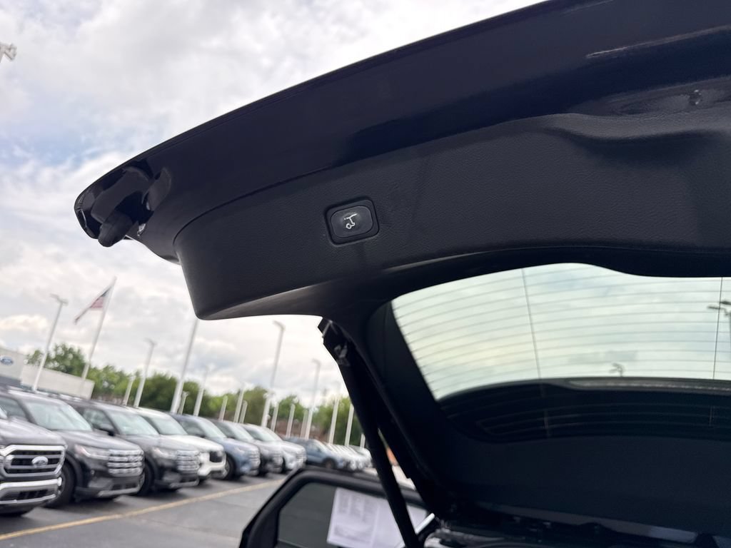 Used 2024 Ford Edge SEL w/ Convenience Package AWD/4WD image 32