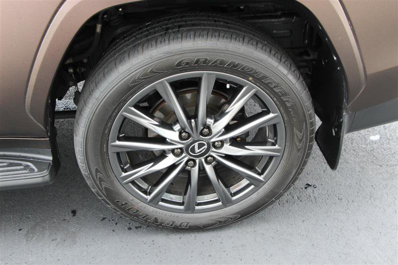 Used 2024 Lexus LX 600 F Sport image 27