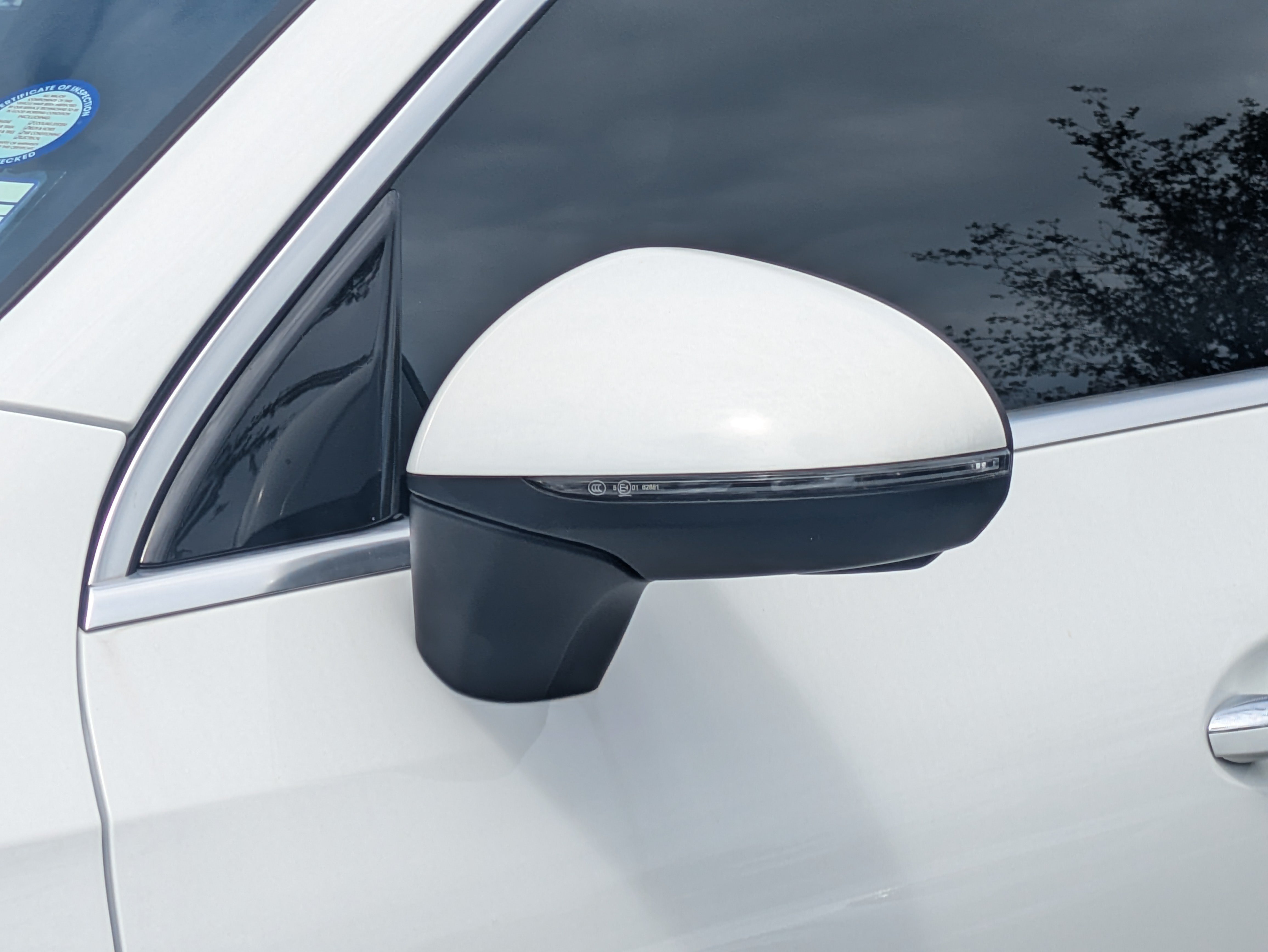 Certified 2025 Mercedes-Benz GLC 300 4MATIC image 10