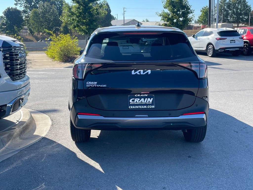 New 2026 Kia Sportage LX FWD image 6