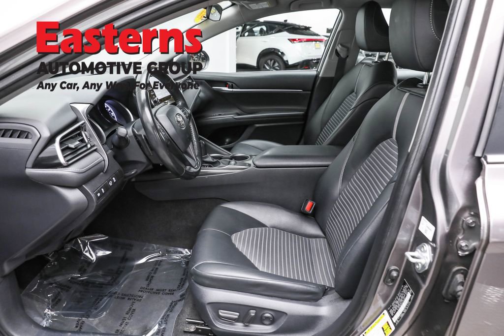 Used 2023 Toyota Camry SE FWD image 14