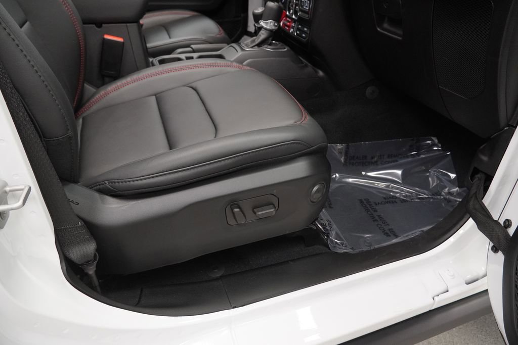 Certified 2026 Jeep Wrangler Unlimited Rubicon image 49