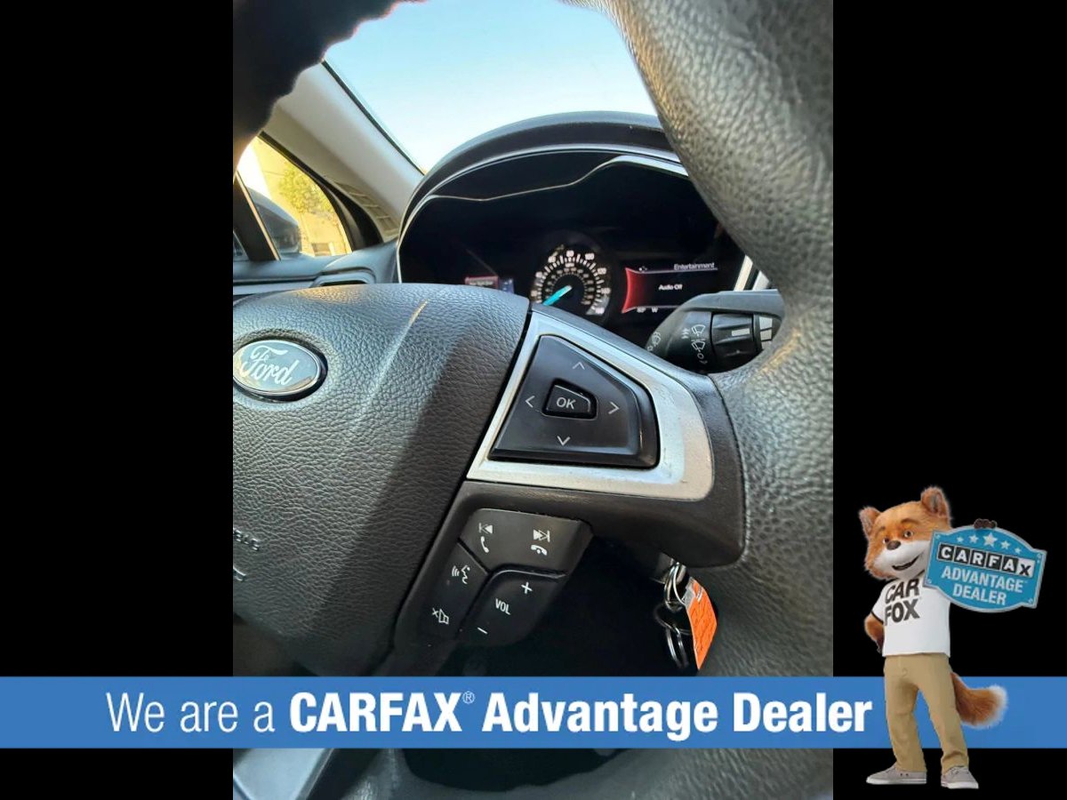Used 2016 Ford Fusion SE FWD image 51