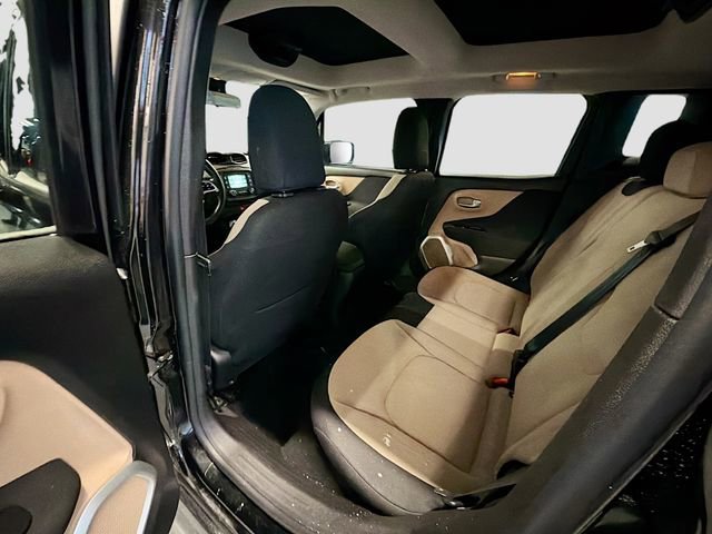 Used 2016 Jeep Renegade Latitude image 22