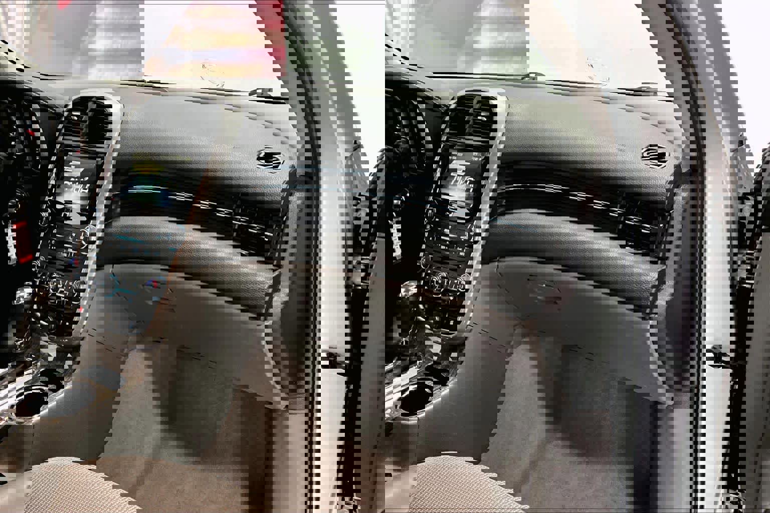 Used 2015 Chevrolet Malibu LT image 20