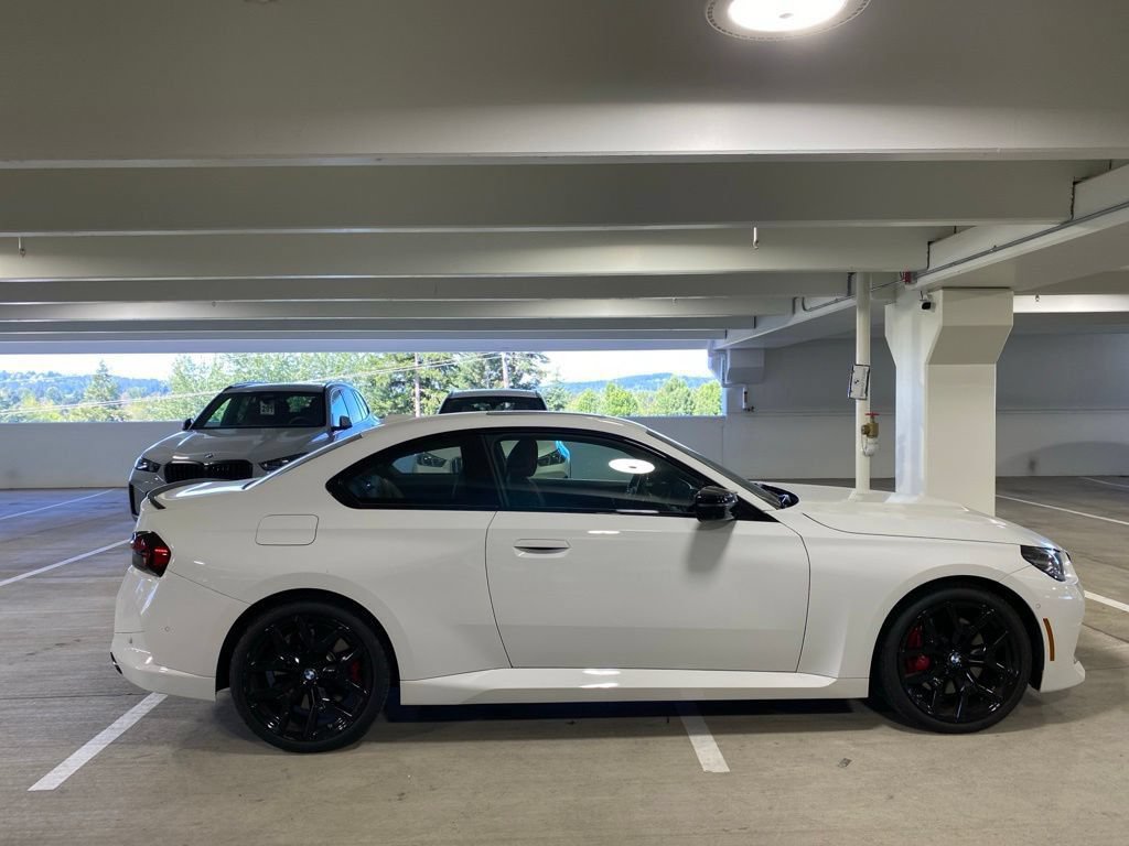 Used 2025 BMW M240i xDrive Coupe w/ Premium Package AWD/4WD image 5
