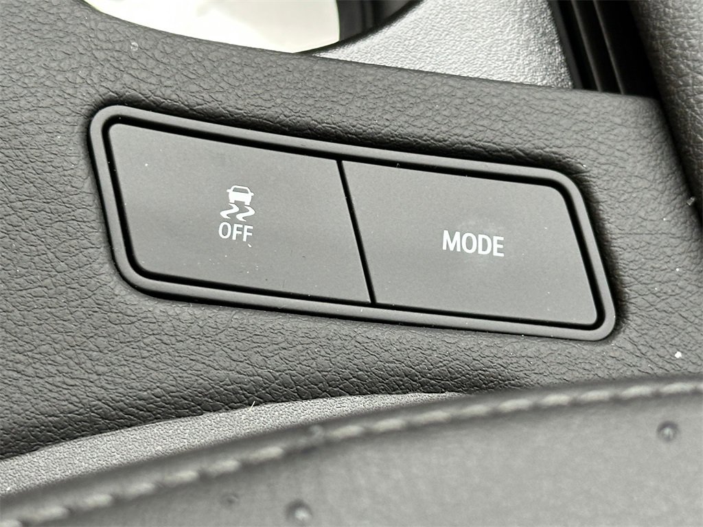 New 2025 Cadillac XT6 Sport w/ Technology Package image 33