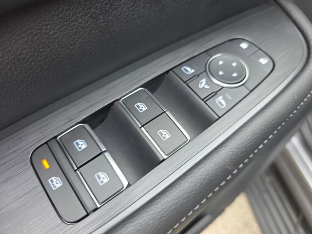 New 2025 Nissan Armada SL w/ Captain's Chari Seat Package image 15