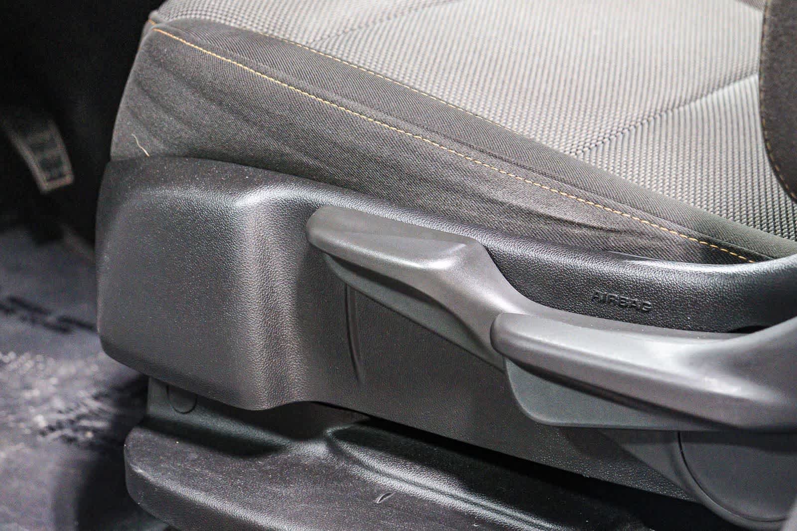 Used 2020 Chevrolet Traverse LS FWD image 22