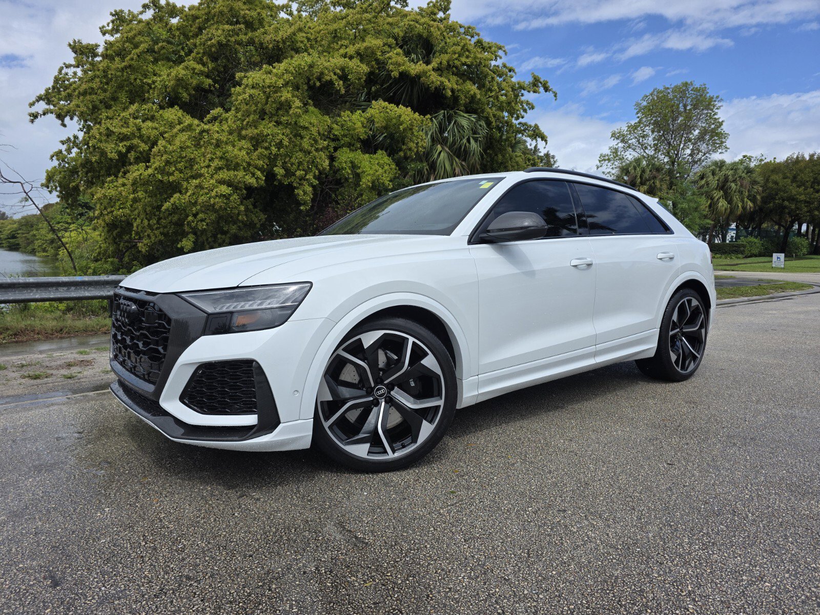 Used 2021 Audi RS Q8 image 1