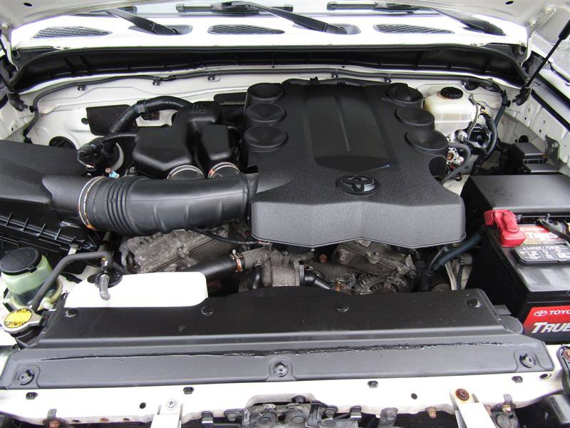 Used 2011 Toyota FJ Cruiser 4WD image 34