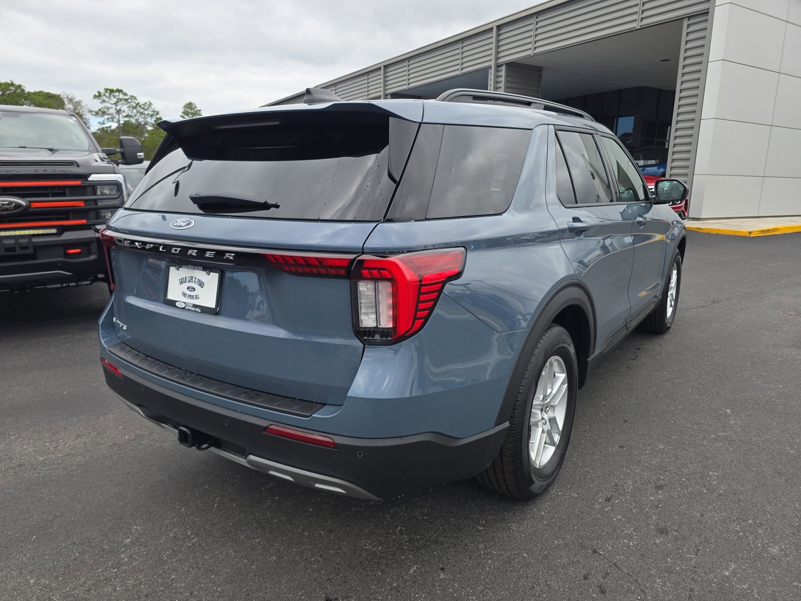 New 2026 Ford Explorer Active w/ Active Comfort Package image 4