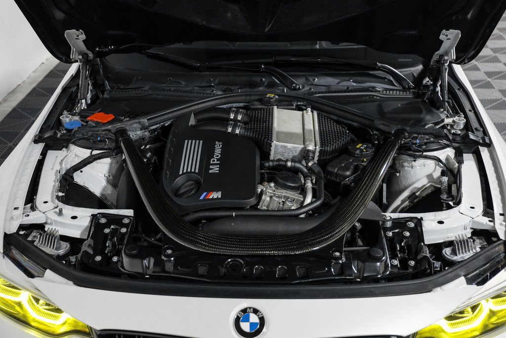Used 2019 BMW M4 Coupe w/ Competition Package image 21
