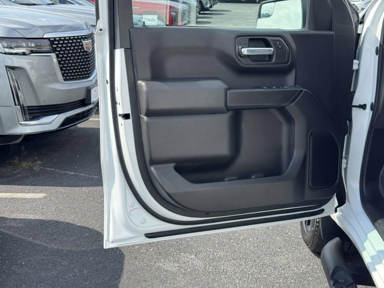 Used 2023 Chevrolet Silverado 1500 Custom AWD/4WD image 16