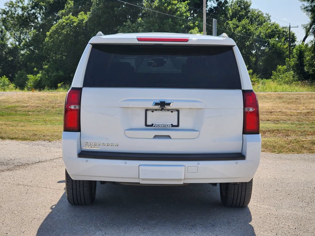 Used 2020 Chevrolet Suburban LT w/ Texas Edition Package AWD/4WD image 6