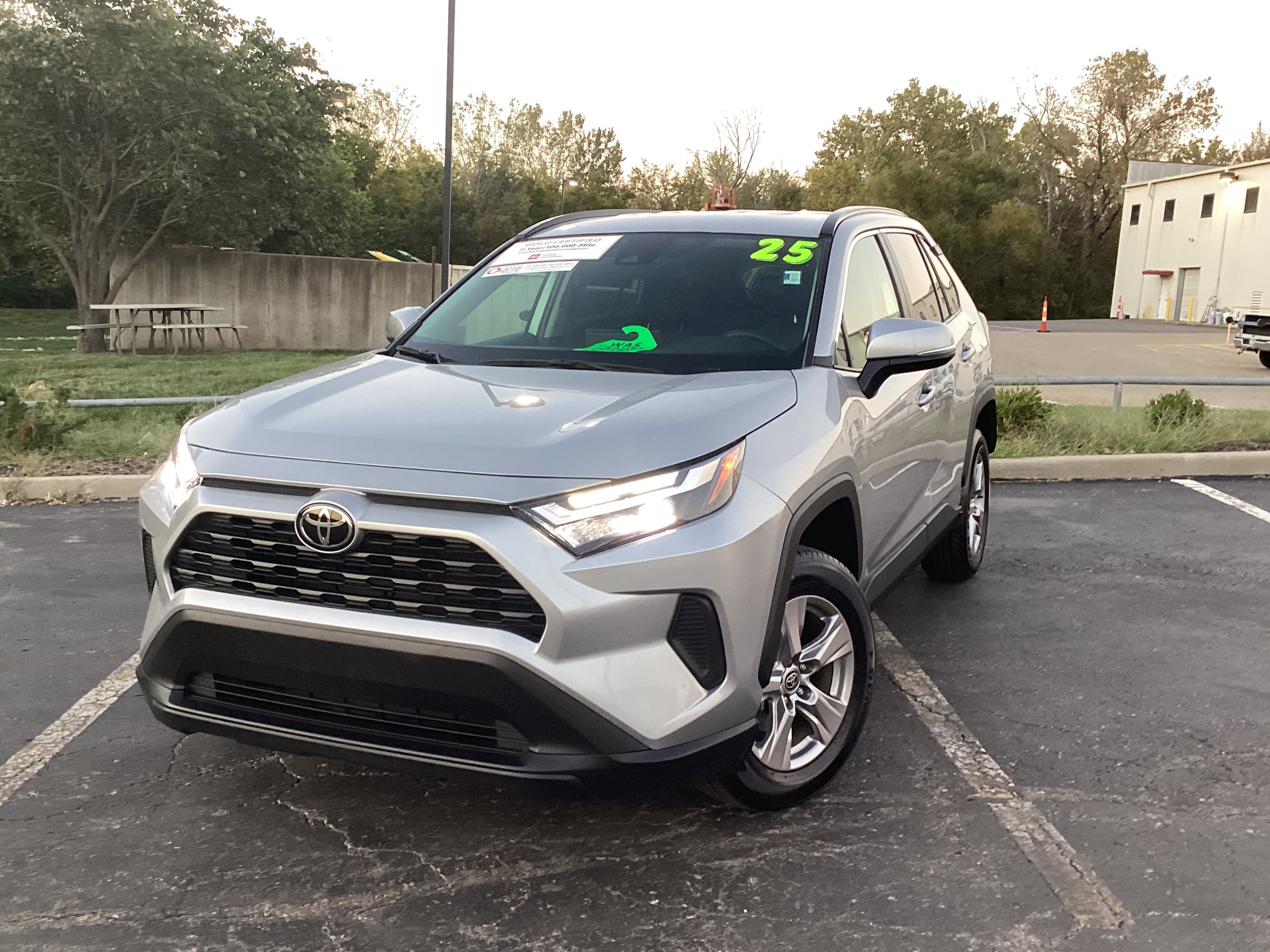 Certified 2025 Toyota RAV4 XLE FWD image 20