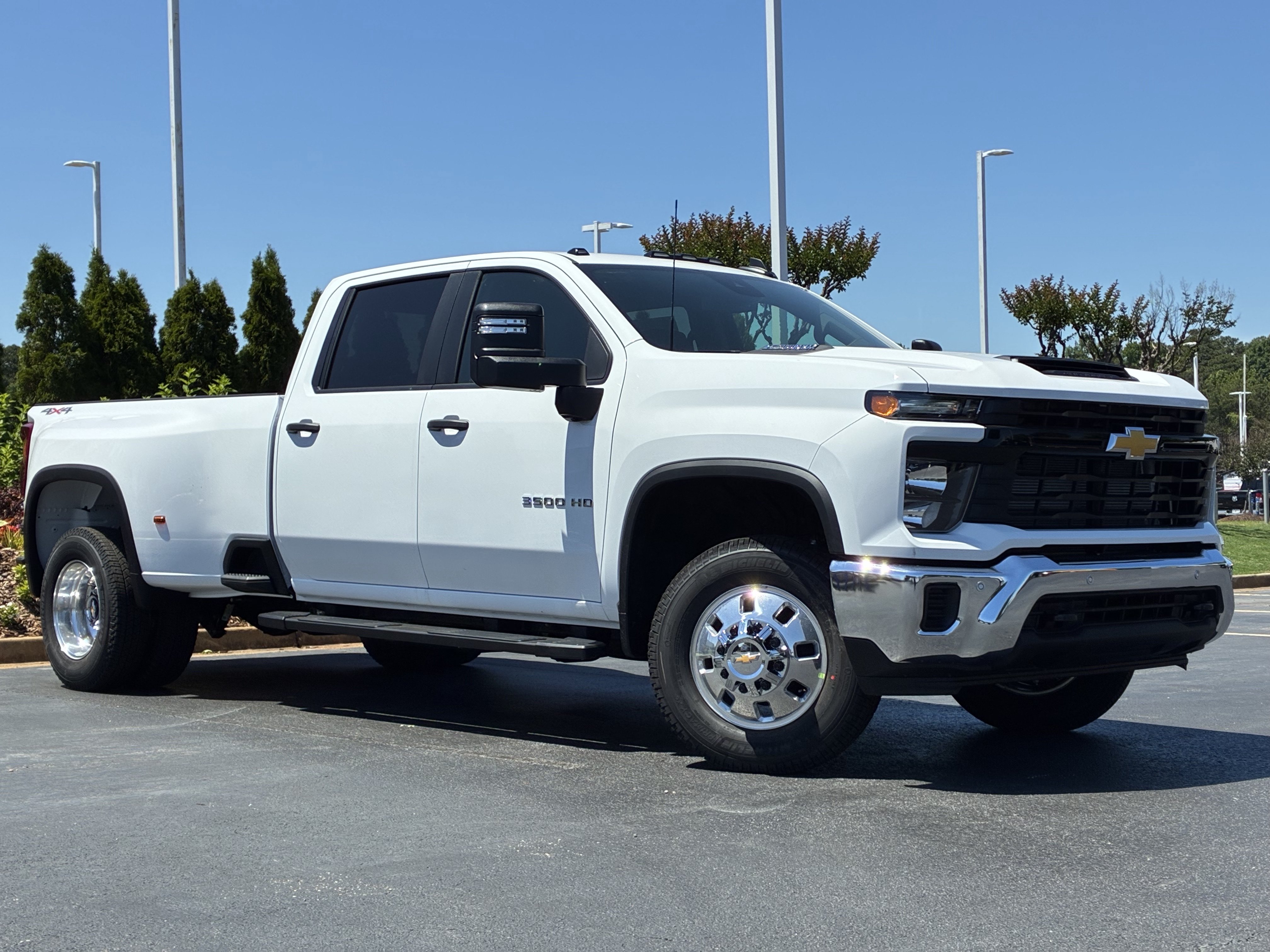 New 2026 Chevrolet Silverado 3500 W/T AWD/4WD image 2
