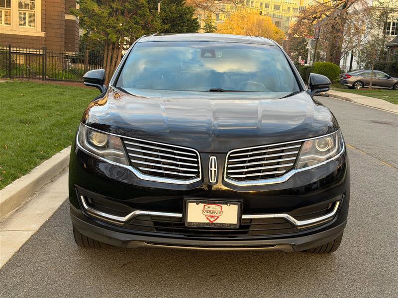 Used 2017 Lincoln MKX Reserve w/ Lincoln MKX Climate Package image 2