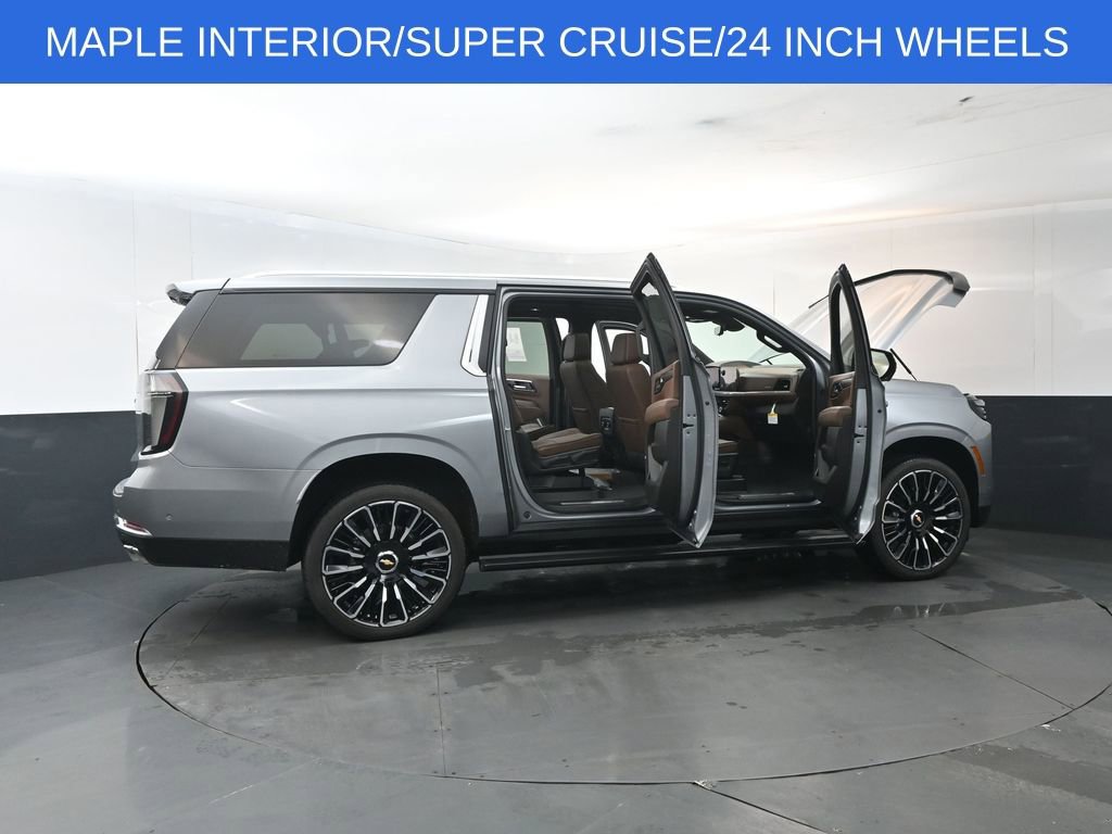 Used 2026 Chevrolet Suburban High Country AWD/4WD image 19