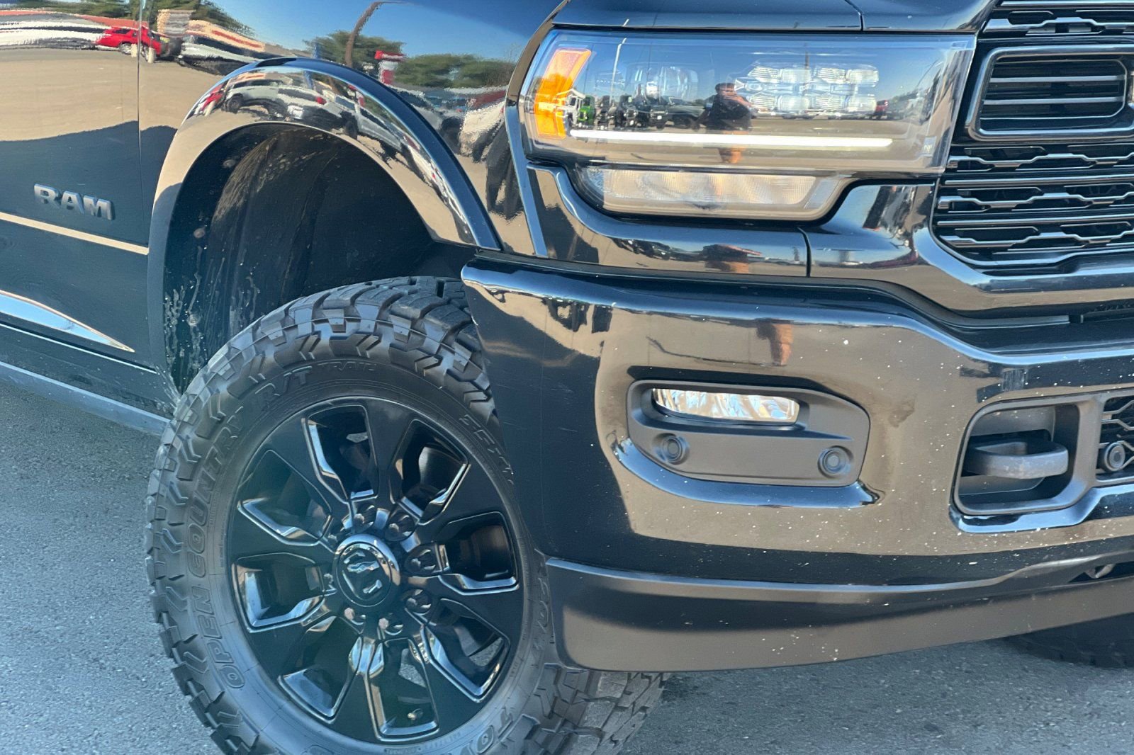 Used 2022 RAM 3500 Limited image 29