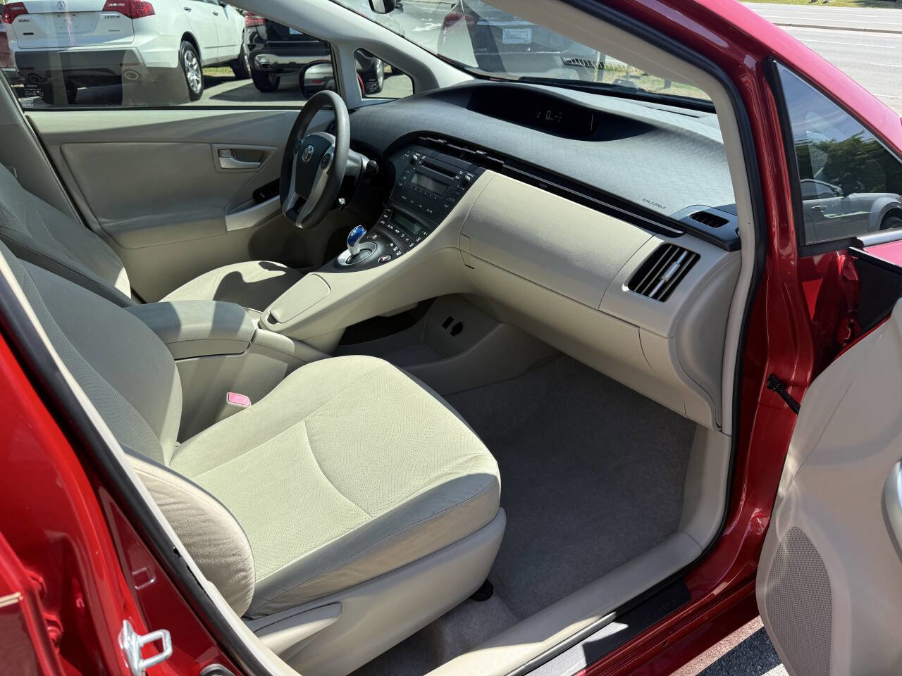 Used 2010 Toyota Prius Two FWD image 13