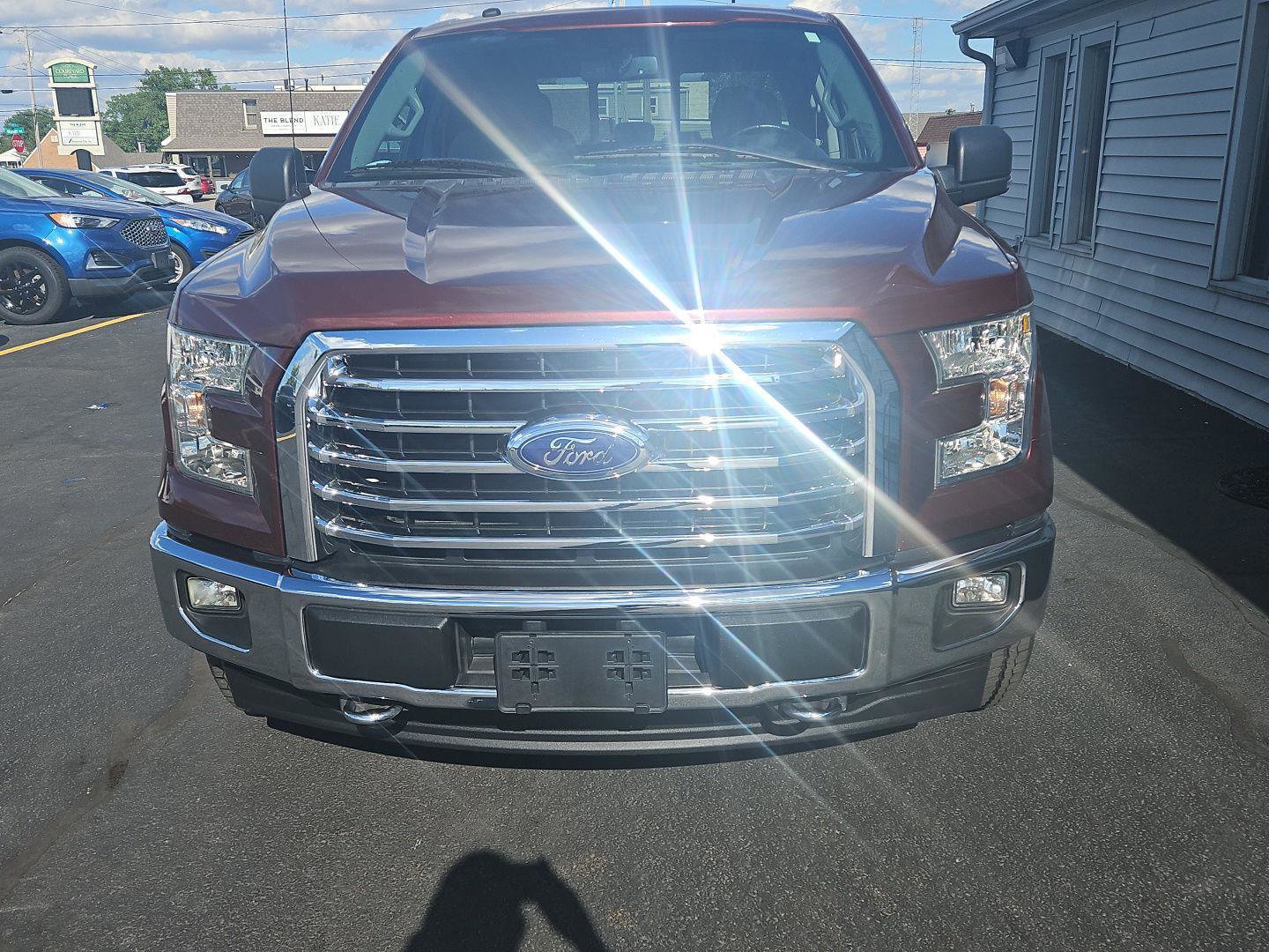 Used 2017 Ford F150 XLT w/ Equipment Group 302A Luxury AWD/4WD image 12