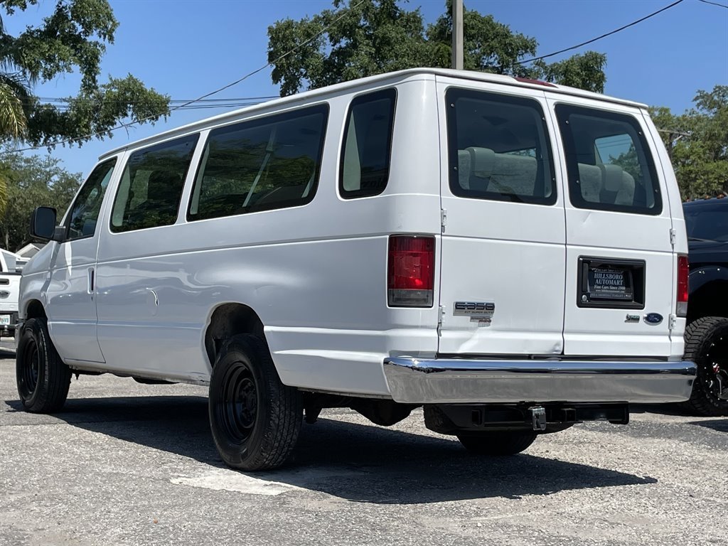 Used 2009 Ford E-350 and Econoline 350 XLT RWD image 21