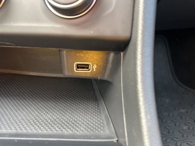 Used 2019 Volkswagen Jetta S image 19