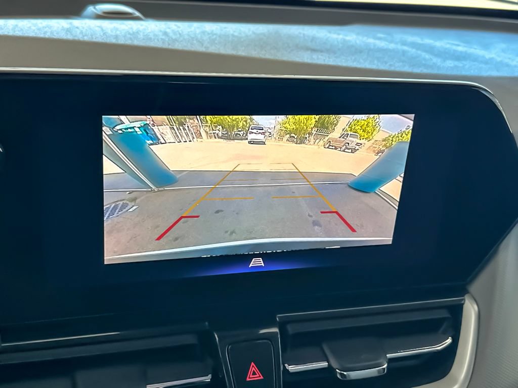 Used 2025 Chevrolet TrailBlazer LT FWD image 18