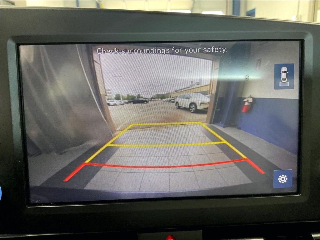 Used 2023 Hyundai Elantra SEL FWD image 19
