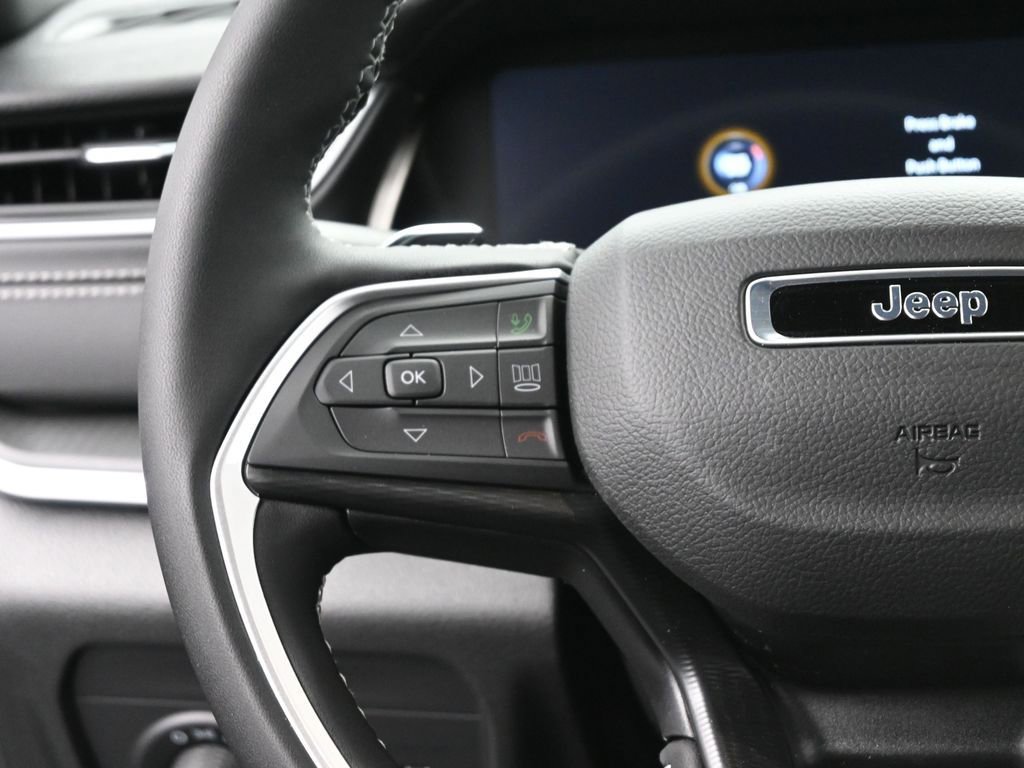 New 2025 Jeep Grand Cherokee L Laredo w/ Luxury Tech Group I image 32