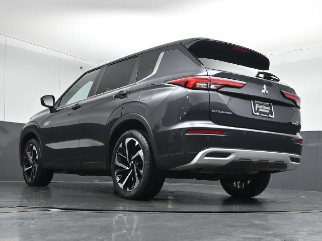 Used 2025 Mitsubishi Outlander SE AWD/4WD image 40