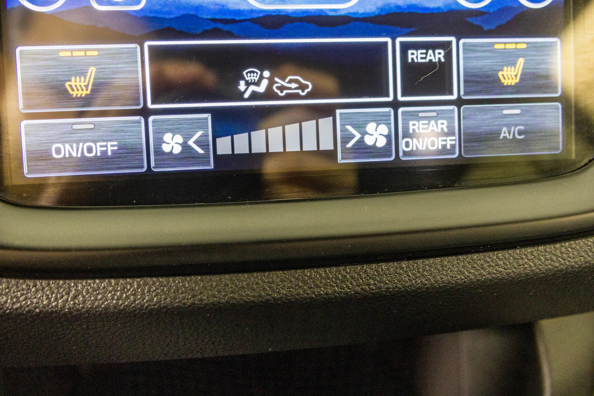 Used 2026 Subaru Ascent Premium image 5