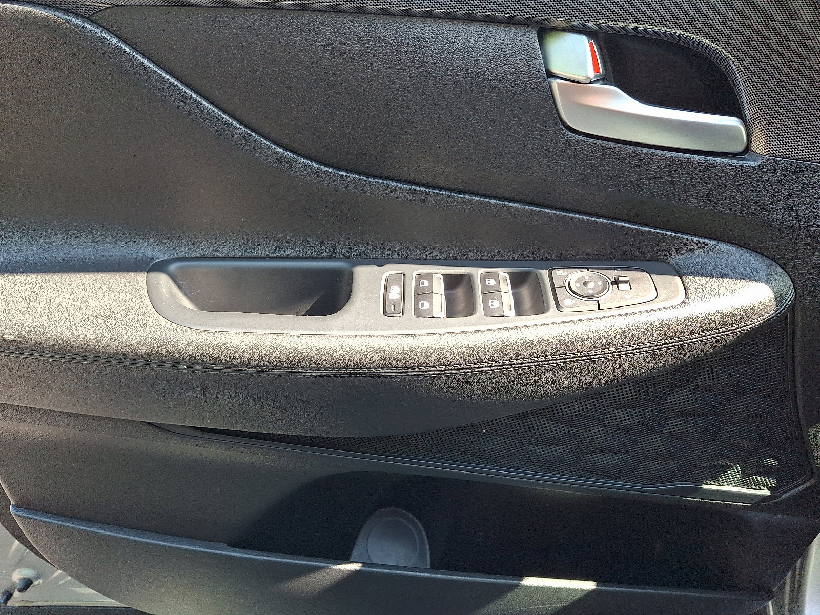 Used 2022 Hyundai Santa Fe SEL image 14