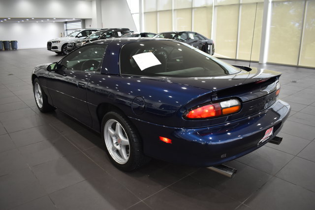 Used 2002 Chevrolet Camaro LT w/ Preferred Equipment Group 1 RWD image 5