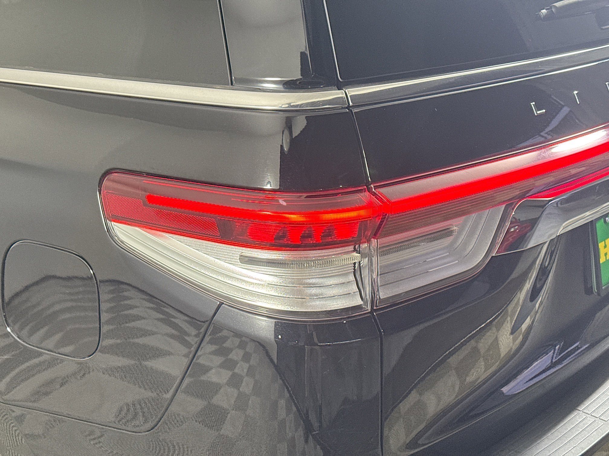 Used 2024 Lincoln Navigator Reserve image 36