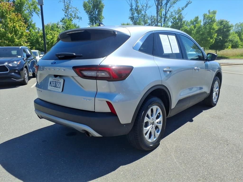 Used 2024 Ford Escape Active AWD/4WD image 31