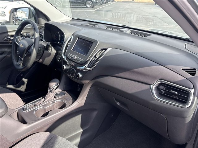Certified 2024 Chevrolet Equinox LT w/ LPO, Floor Liner Package FWD image 28