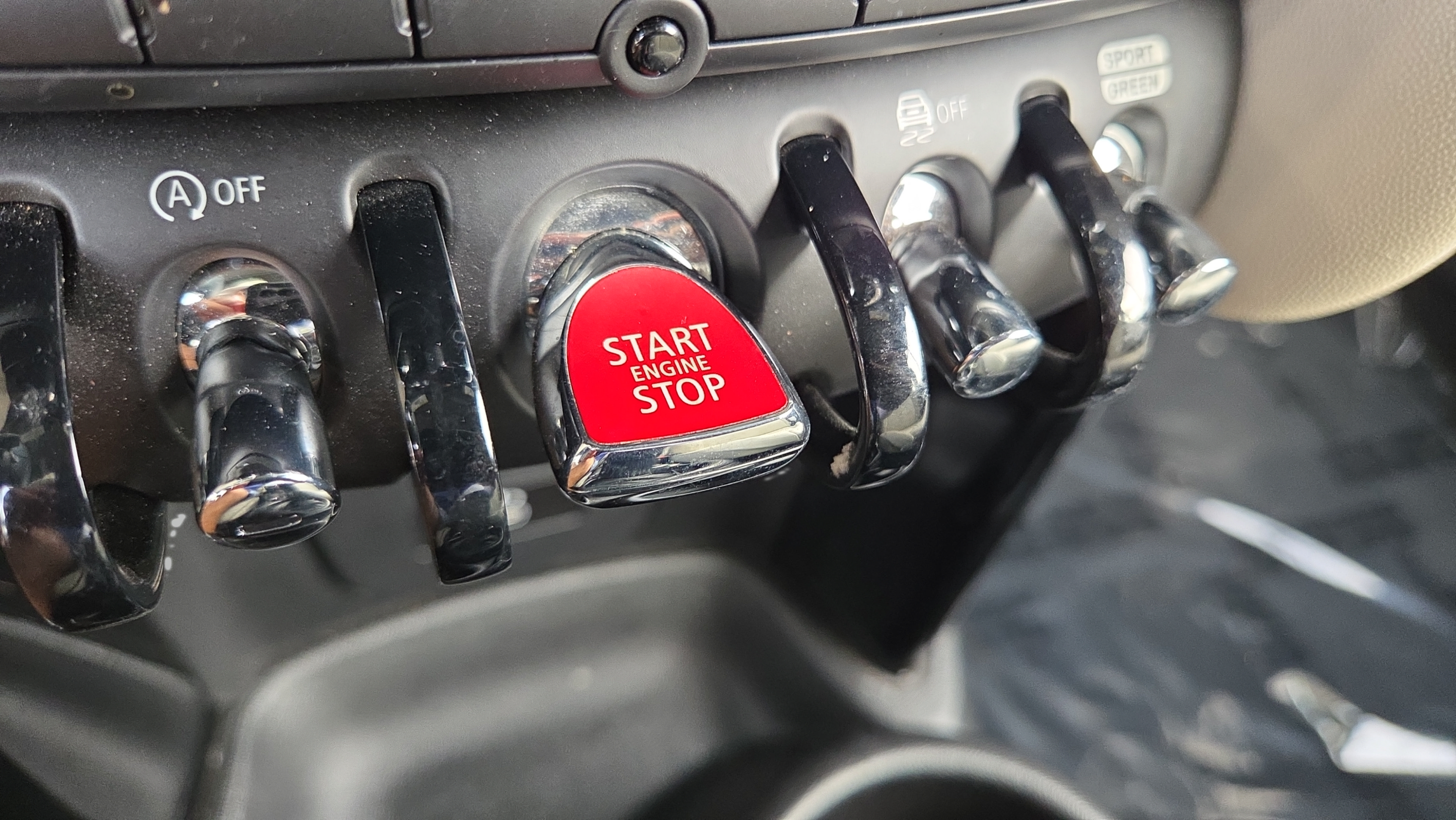 Used 2023 MINI Cooper S FWD image 39
