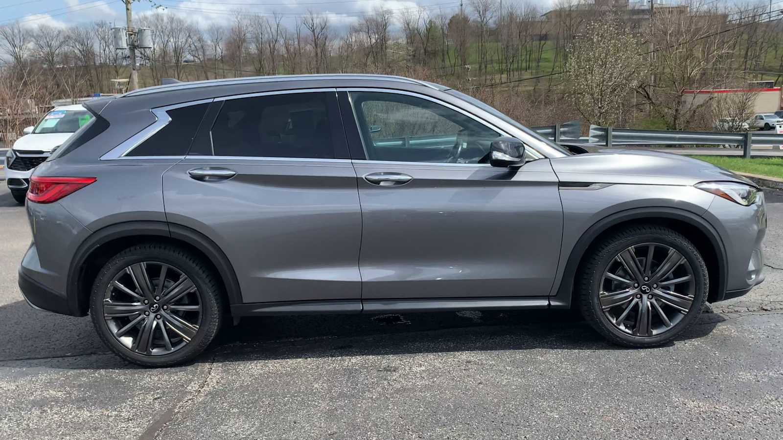 Used 2020 INFINITI QX50 Essential w/ Edition 30 Package image 9