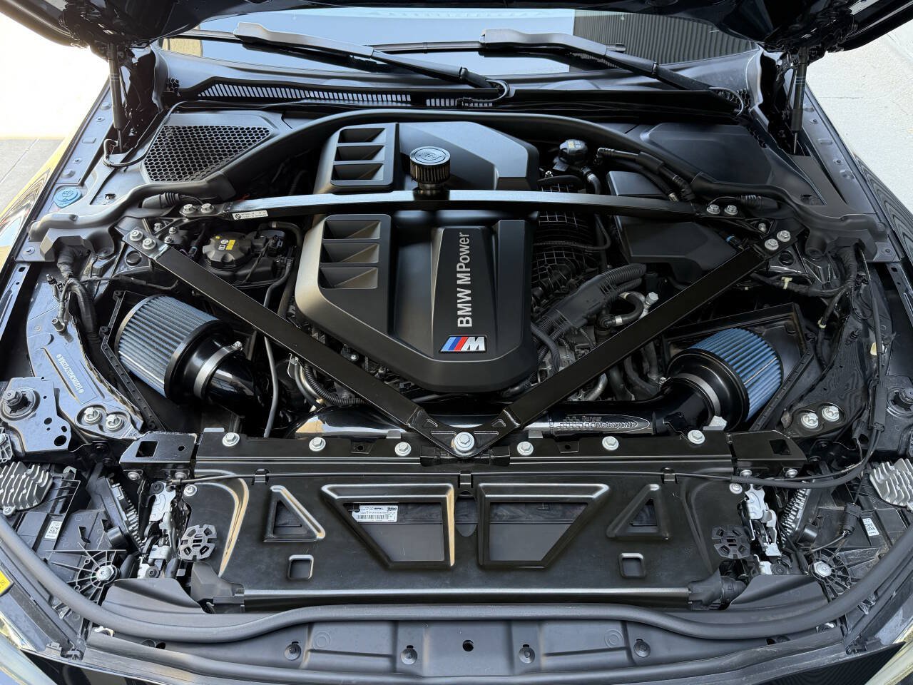 Used 2021 BMW M4 Competition w/ Executive Package RWD image 32